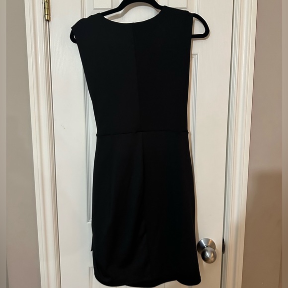 Wrap-front Suzy Shier dress large - Picture 3 of 4